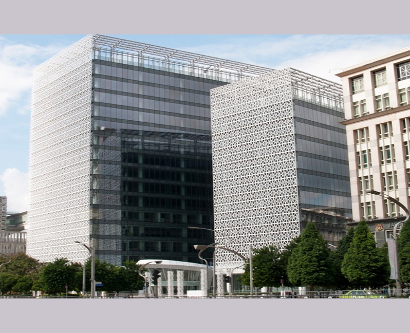 2 Blocks of 15 & 12 Stories High Commercial Office